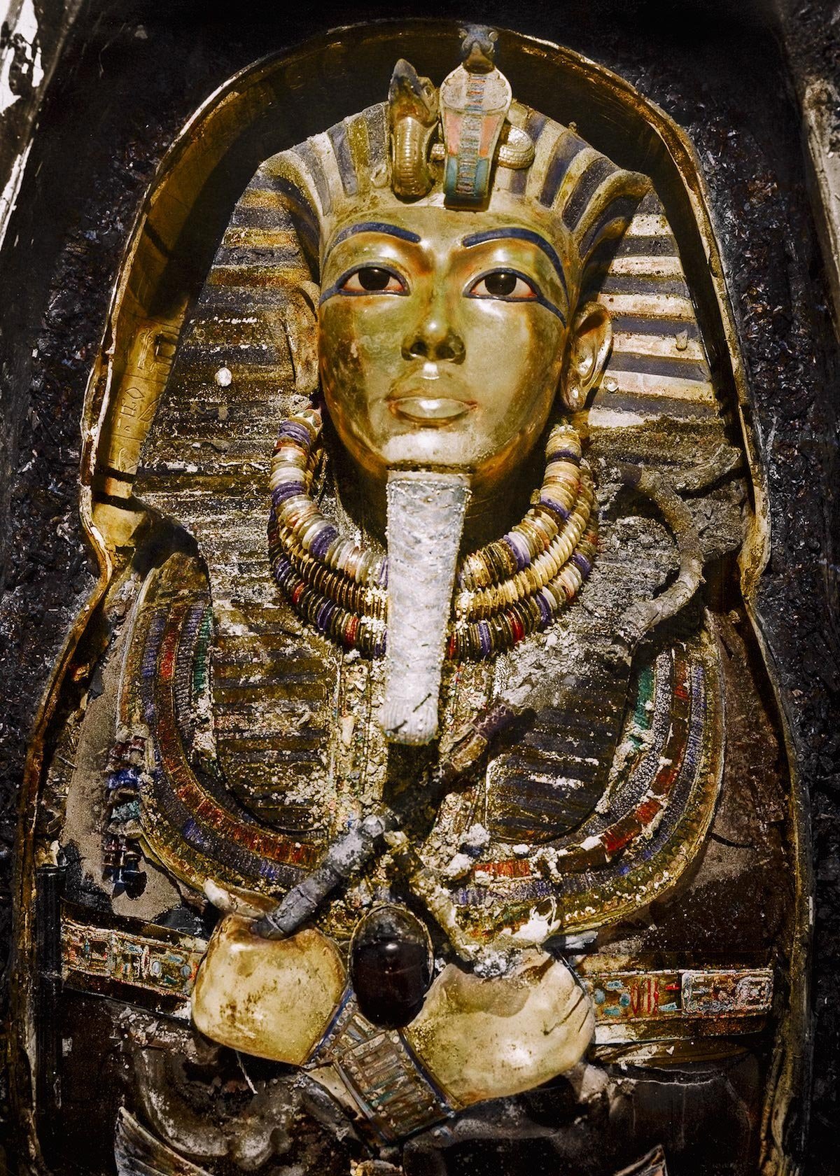 A máscara mortuária do faraó Tutankhamon
