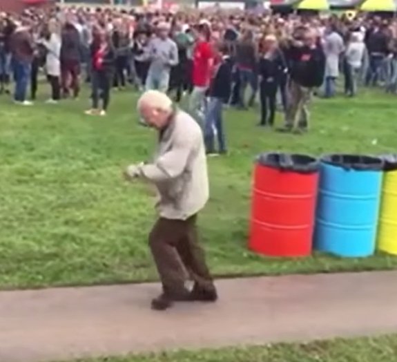 Você precisa ver este homem de 83 anos dançando música eletrônica