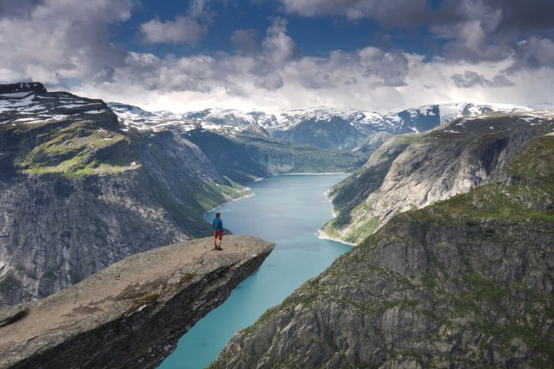 Trolltunga
