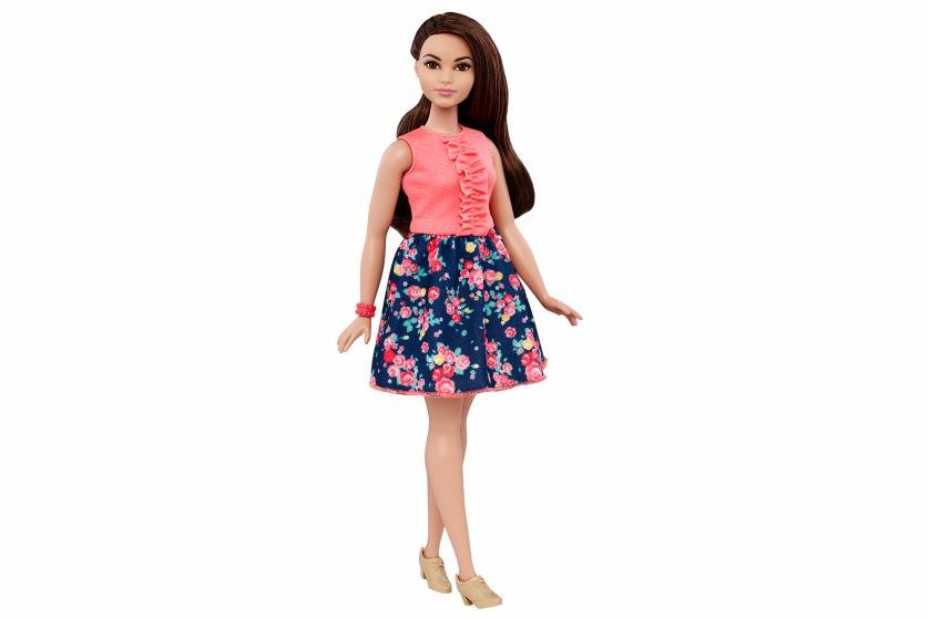 Mudança radical: boneca Barbie ganha o visual da mulher contemporânea