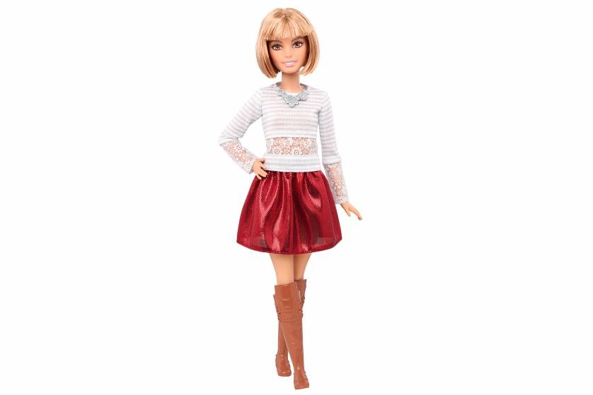 Mudança radical: boneca Barbie ganha o visual da mulher contemporânea