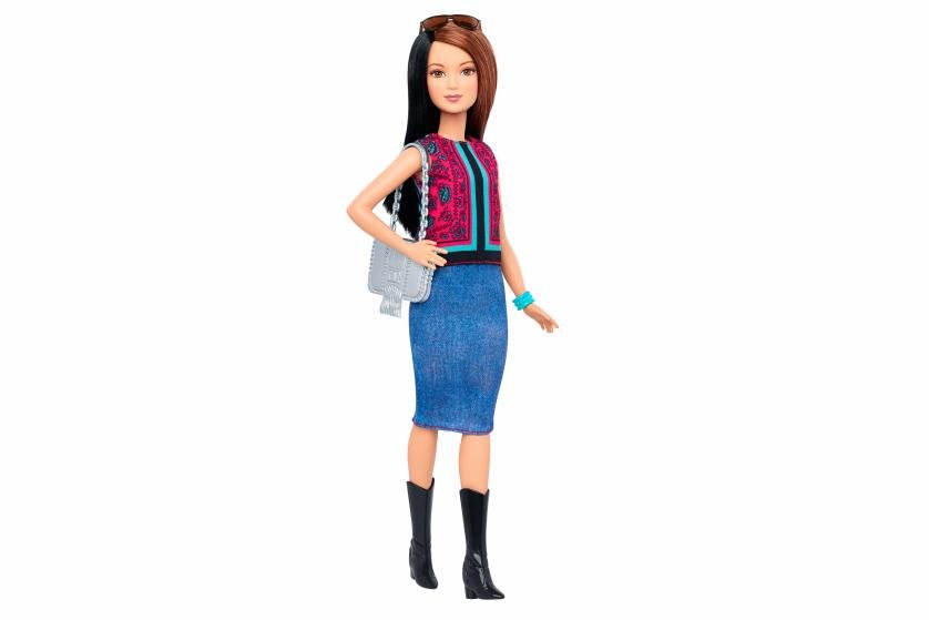 Mudança radical: boneca Barbie ganha o visual da mulher contemporânea