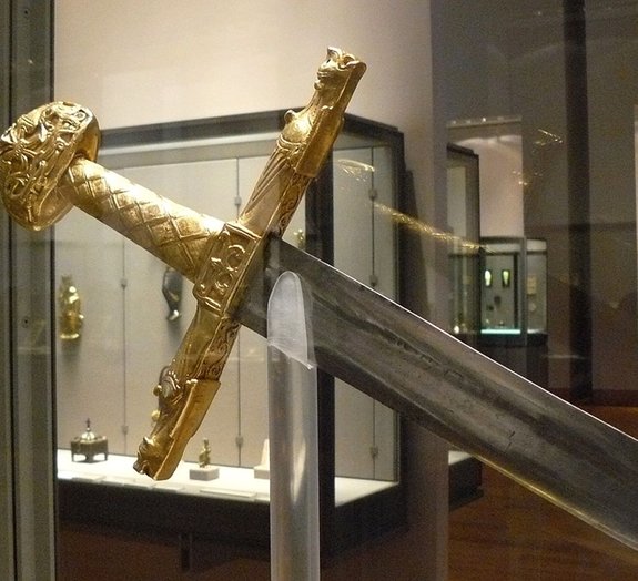 8 incríveis espadas históricas que você precisa conhecer