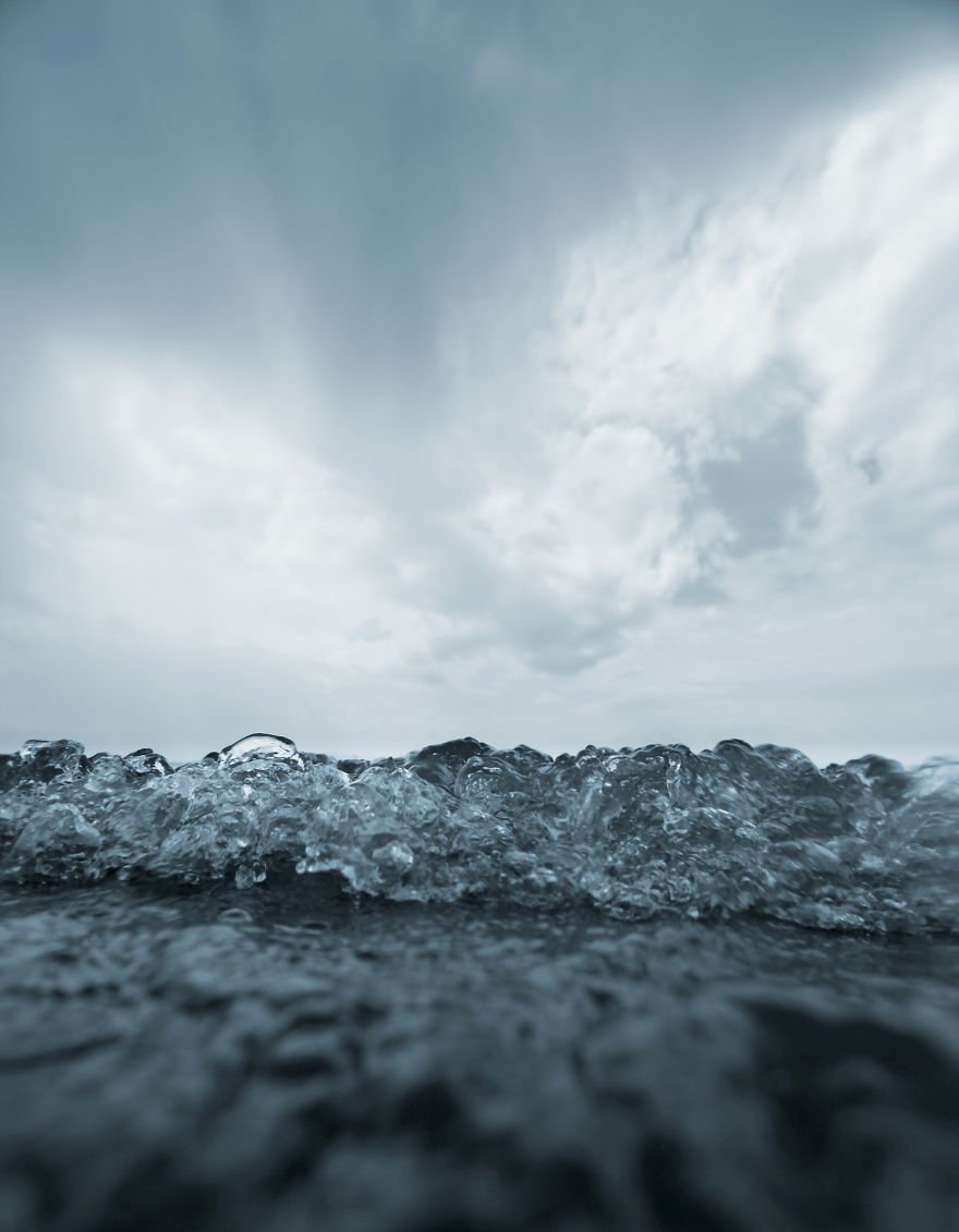 Veja uma galeria com fotos impressionantes de ondas marinhas