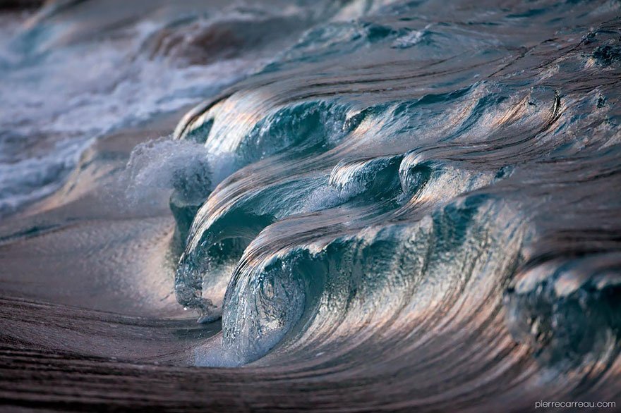 Veja uma galeria com fotos impressionantes de ondas marinhas