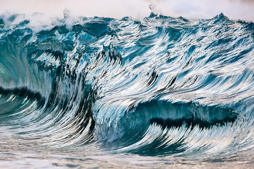 Veja uma galeria com fotos impressionantes de ondas marinhas
