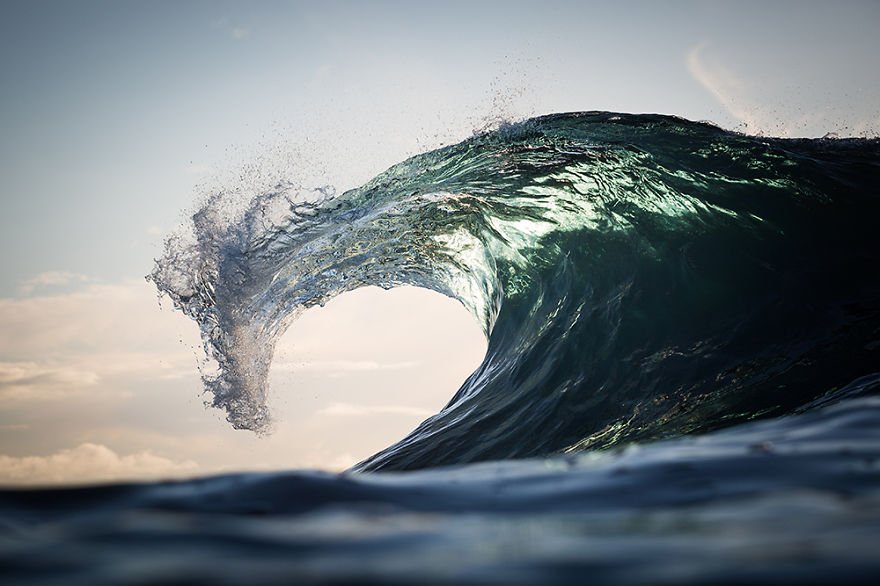 Veja uma galeria com fotos impressionantes de ondas marinhas