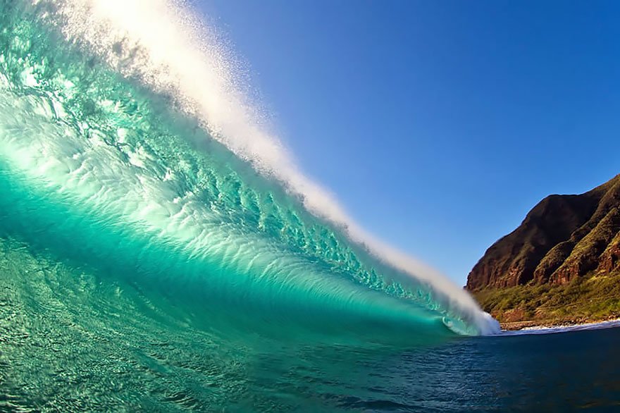 Veja uma galeria com fotos impressionantes de ondas marinhas