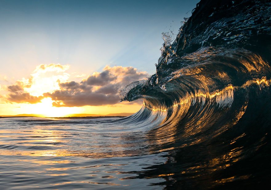 Veja uma galeria com fotos impressionantes de ondas marinhas