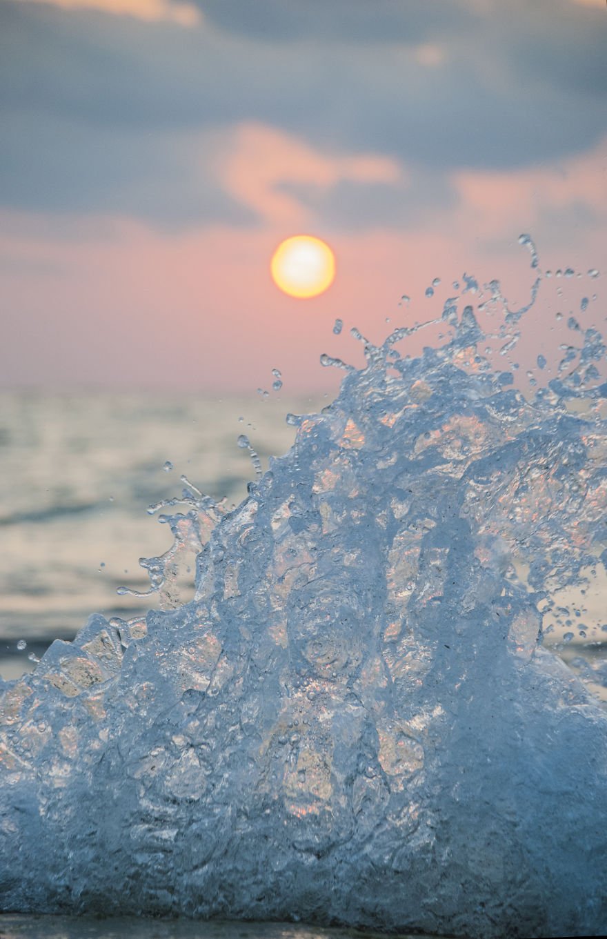 Veja uma galeria com fotos impressionantes de ondas marinhas