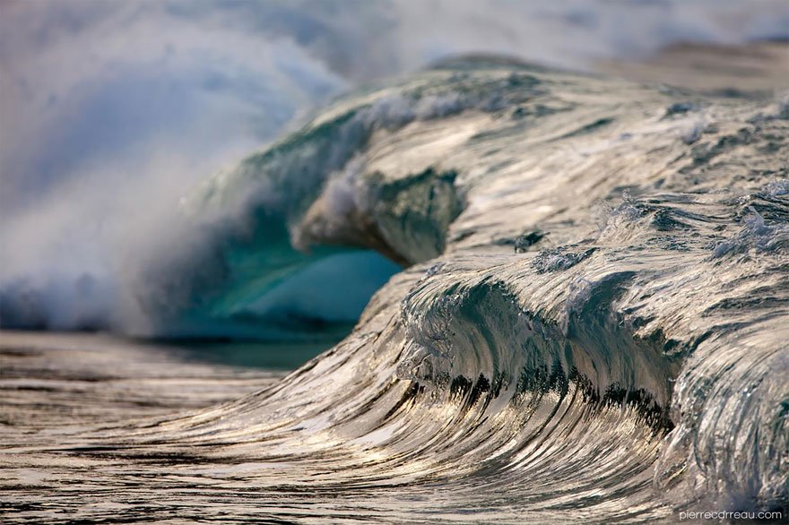 Veja uma galeria com fotos impressionantes de ondas marinhas