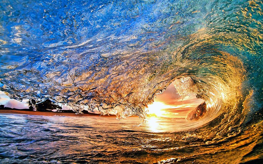 Veja uma galeria com fotos impressionantes de ondas marinhas