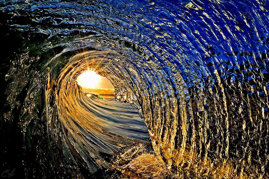 Veja uma galeria com fotos impressionantes de ondas marinhas