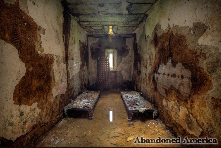 6 prisões abandonadas que causam arrepios