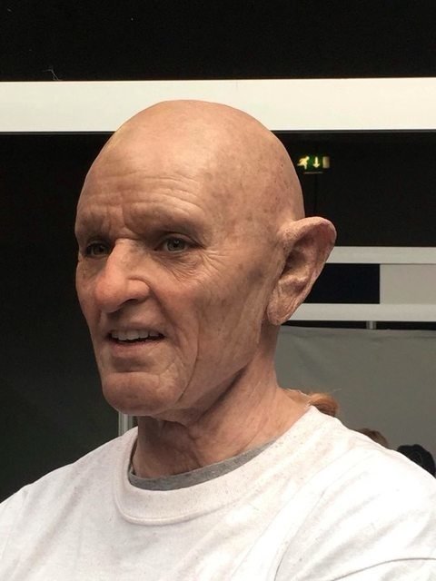 Este senhor punk é, na verdade, uma jovem modelo