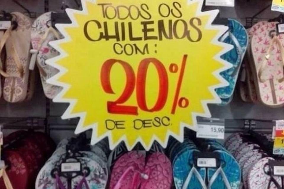 Imagem de 20 placas erradas de supermercado que causaram a demissão do estagiário no megacurioso