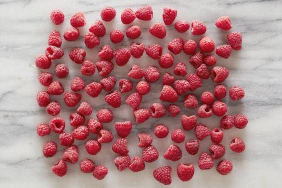 Imagem de Descubra a quantidade necessária de 23 alimentos para chegar a 100 calorias no megacurioso