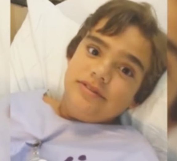 Fun Sem Querer Rapaz Inala Apito E No Para De Fazer B Fun Sem Querer Rapaz Inala Apito E No Para De Fazer B