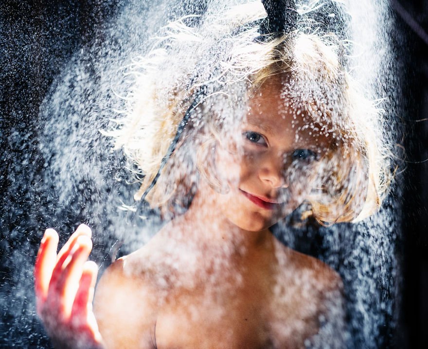 Esta mulher pediu demissão e agora ganha a vida fotografando as filhas