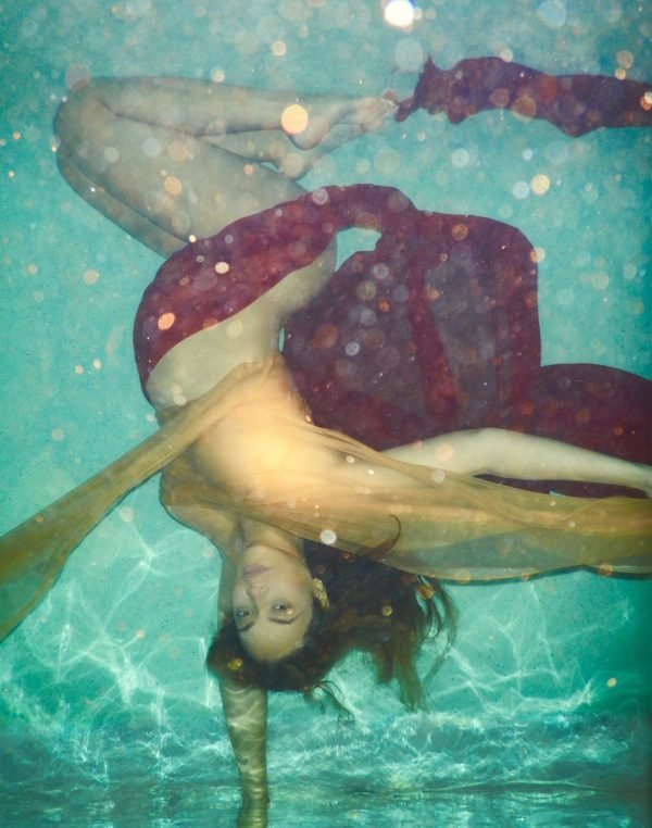 Beyoncé bate recorde de foto mais curtida no Instagram em menos de 24 horas