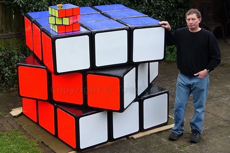 Cubo mágico mais difícil do mundo é resolvido em mais de sete horas [vídeo]  - Mega Curioso