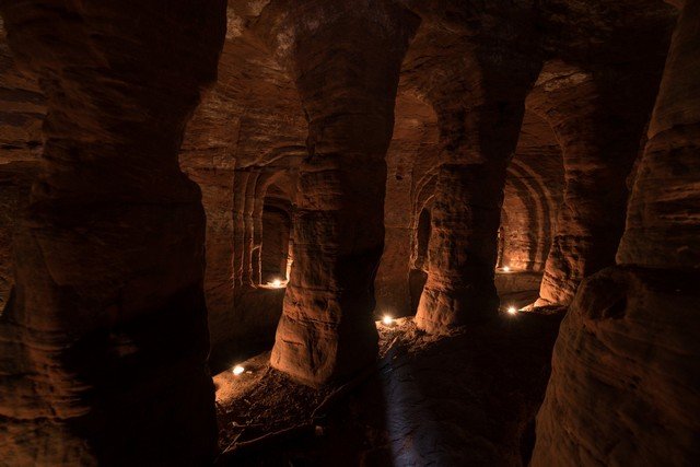 País das Maravilhas: a toca que leva a um templo medieval subterrâneo