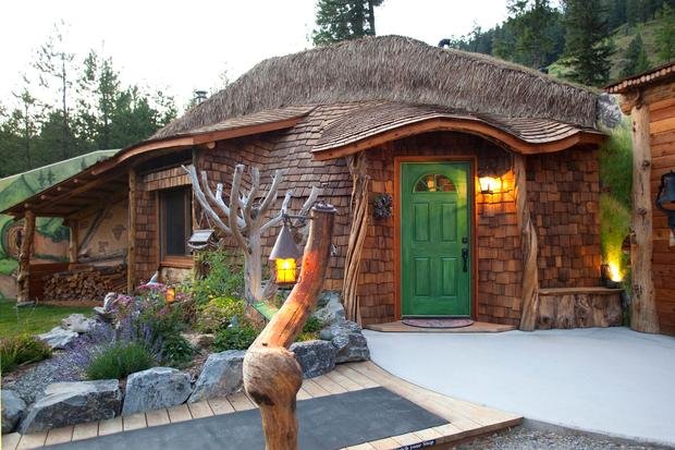 Existe uma casa de Hobbit à venda e você precisa conhecer essa belezinha
