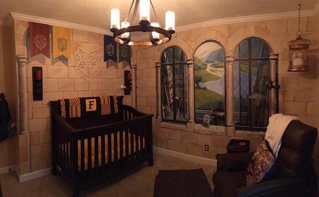 Fãs de Harry Potter transformaram o quarto do filho em Hogwarts