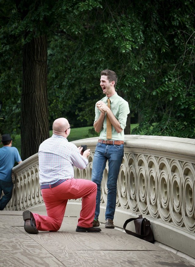 22 fotos fabulosas de pedidos de casamento entre pessoas LGBT