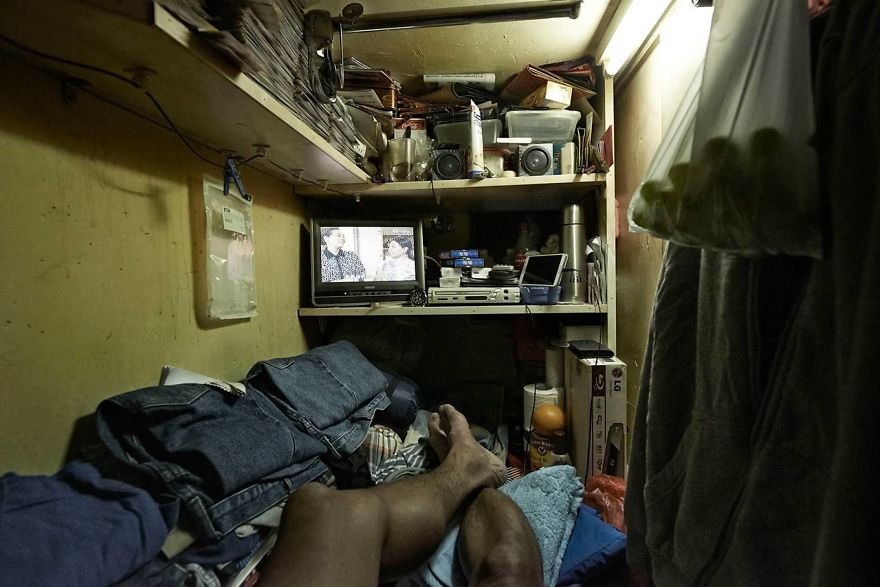 Chocante: estas pessoas moram em casas que mais parecem caixões