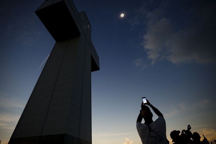 Charles Rex Arbogast/AP