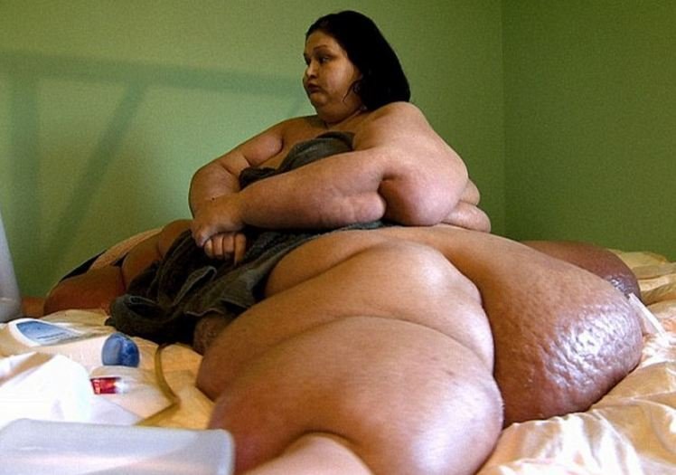 Mulher acusada de matar o sobrinho esmagado elimina quase 400 kg