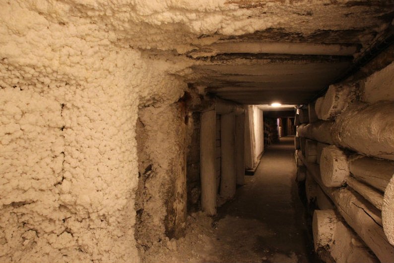 (Wieliczka Salt Mine)