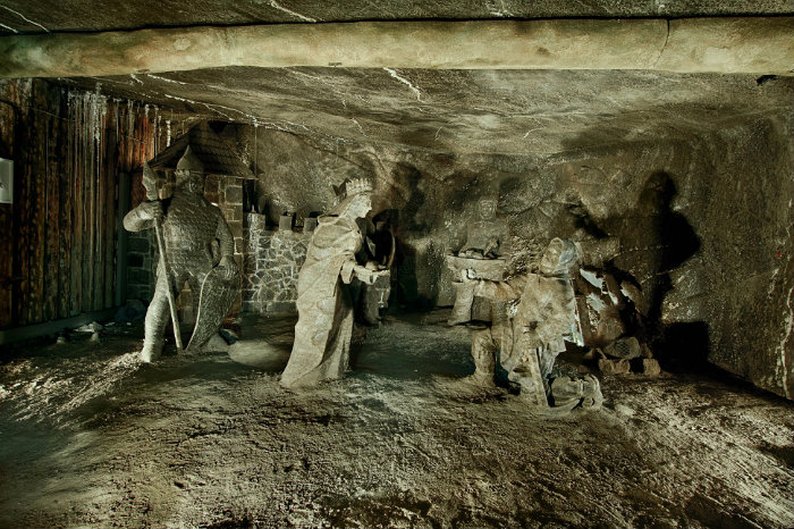 (Wieliczka Salt Mine)