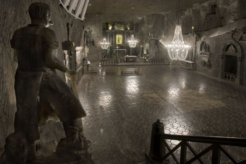 (Wieliczka Salt Mine)