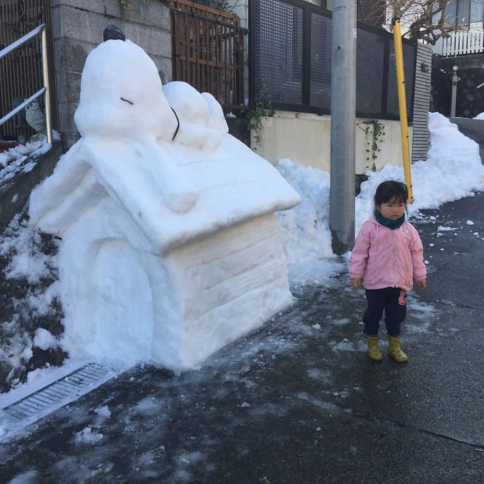 É isto o que acontece quando neva no Japão