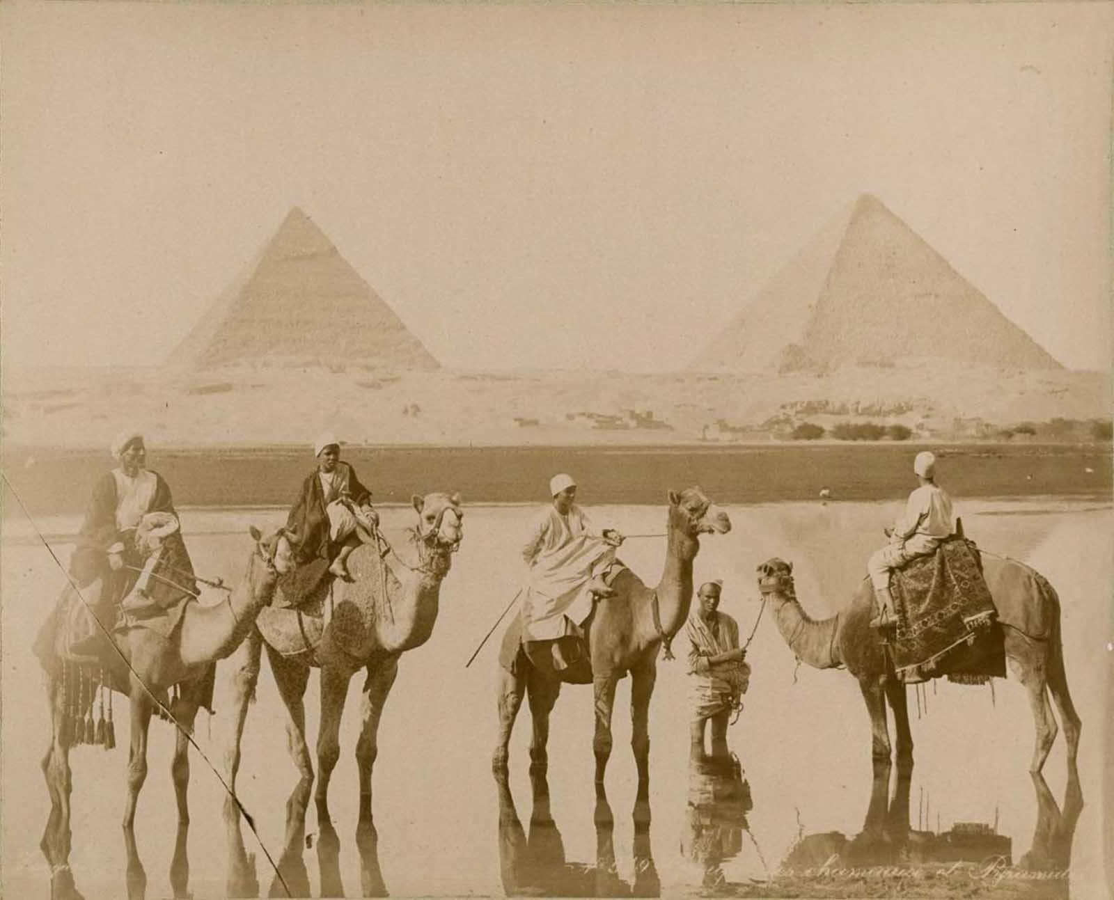 As monumentais pirâmides