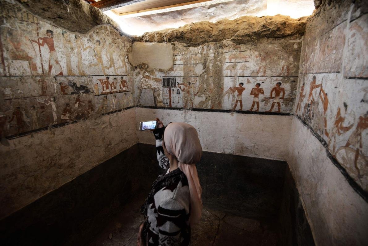 Interior de tumba egípcia