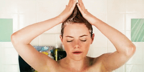 lavando os cabelos