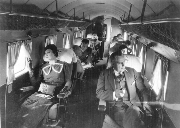 Cabine de um avião em 1933