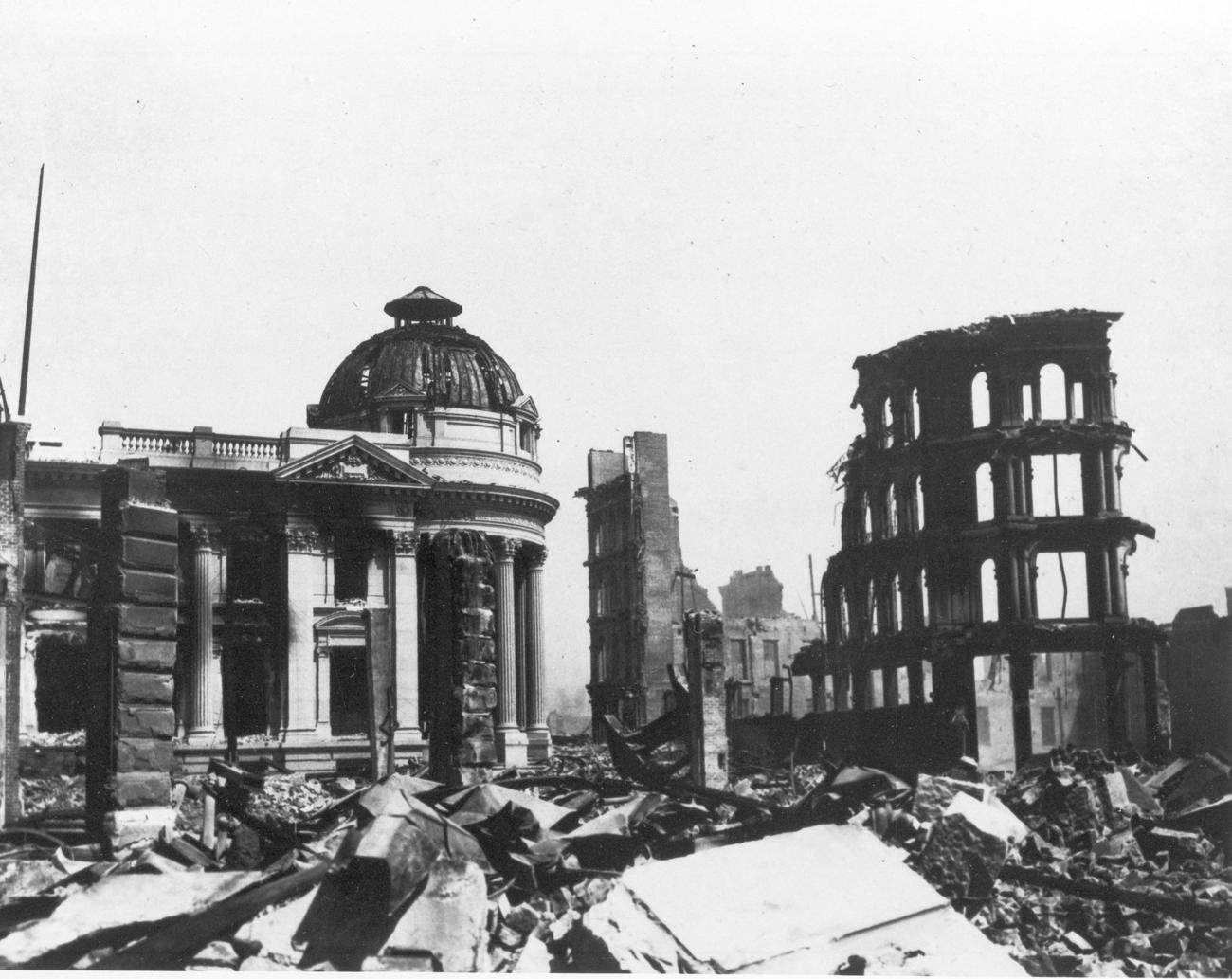 San Francisco destruída