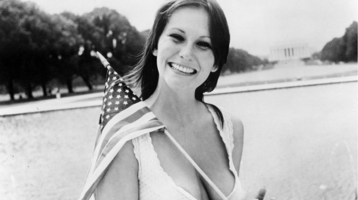 Linda Lovelace: conheça a garota por trás do famoso pornô dos anos 70 -  Mega Curioso