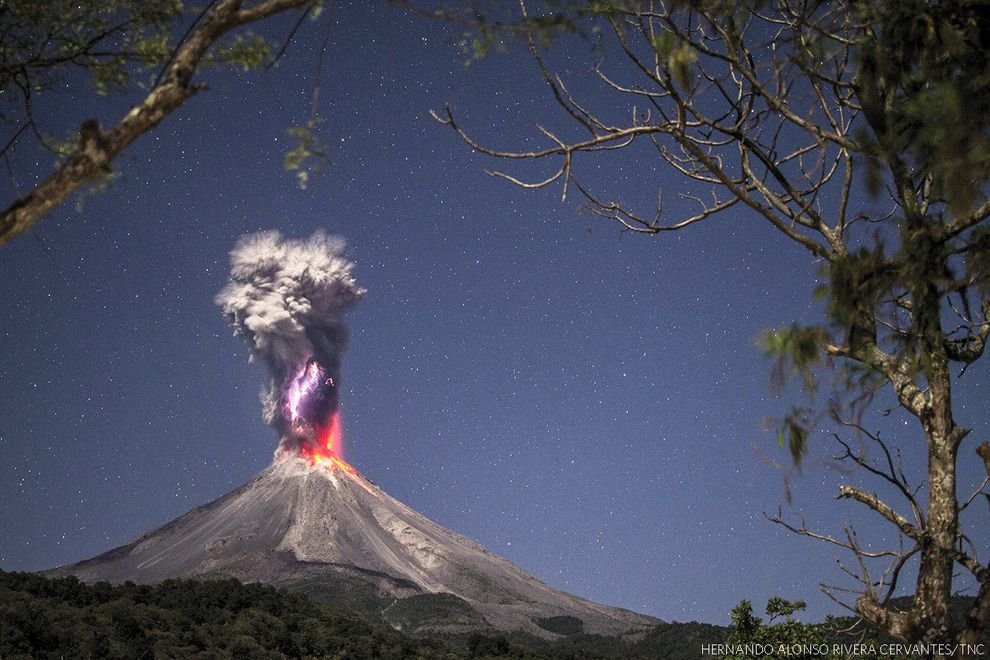 Vulcão Colima