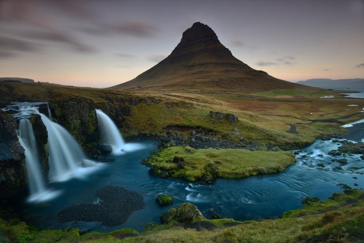 Montanha na Islândia
