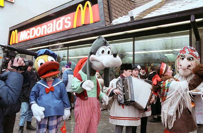 McDonald’s Soviético: a abertura da primeira loja da rede em Moscou, 1990