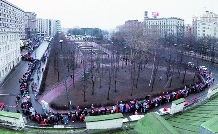McDonald’s Soviético: a abertura da primeira loja da rede em Moscou, 1990