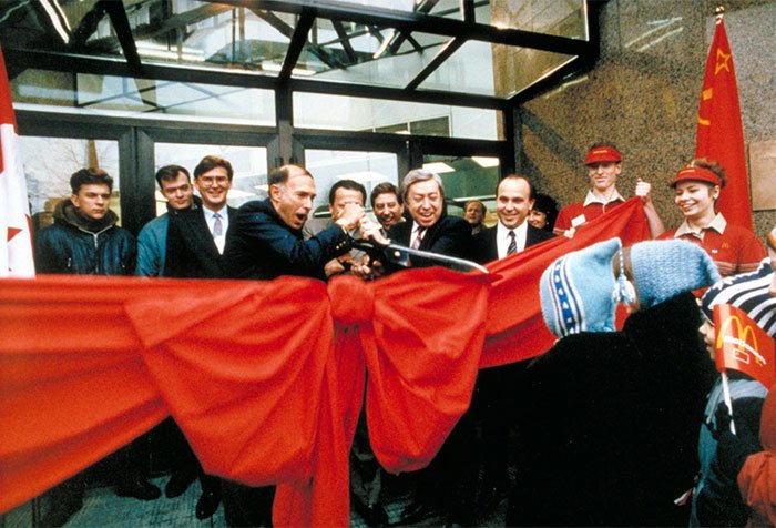 McDonald’s Soviético: a abertura da primeira loja da rede em Moscou, 1990