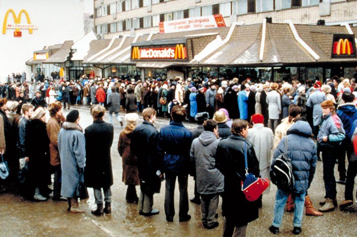McDonald’s Soviético: a abertura da primeira loja da rede em Moscou, 1990