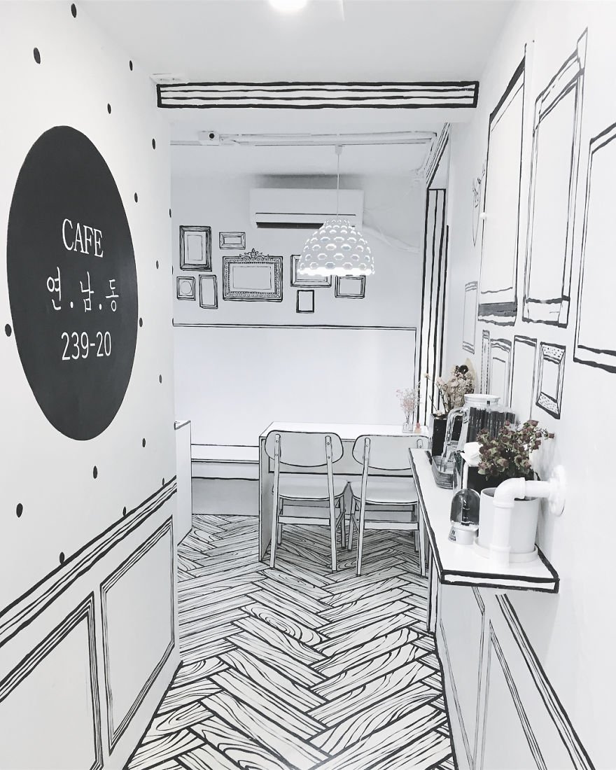 Conheça o café onde tudo parece um cenário de quadrinhos