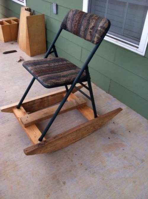 Cadeira de balanço improvisada